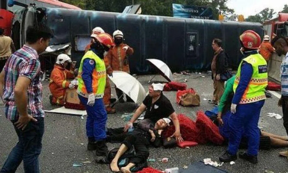 S'poreans in Genting tour bus crash discovered their luggages and valuables were missing after accident