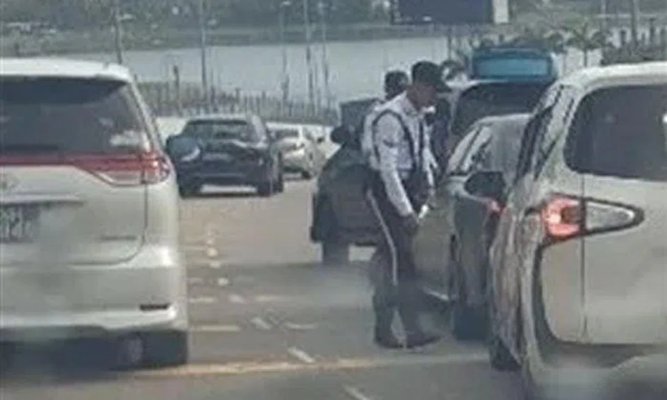 JB police deny officers taking bribes near Causeway after viral photo claiming 'Donation Day'
