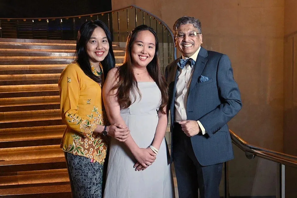 Madam Magdaline Tan (left) and her daughter Karuna Lee with Professor Arijit Biswas.