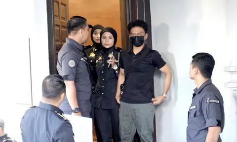 First S'porean charged under Malaysia's new anti-littering law fined, ordered to do community service