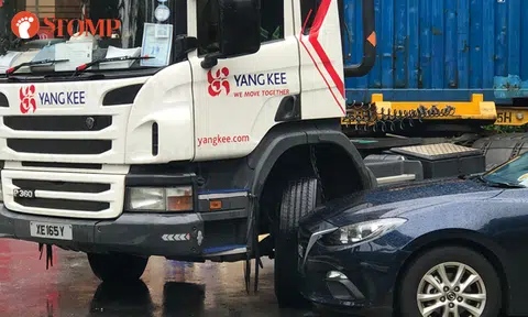 Trailer reverses and knocks into car at Aranda Country Club -- twice