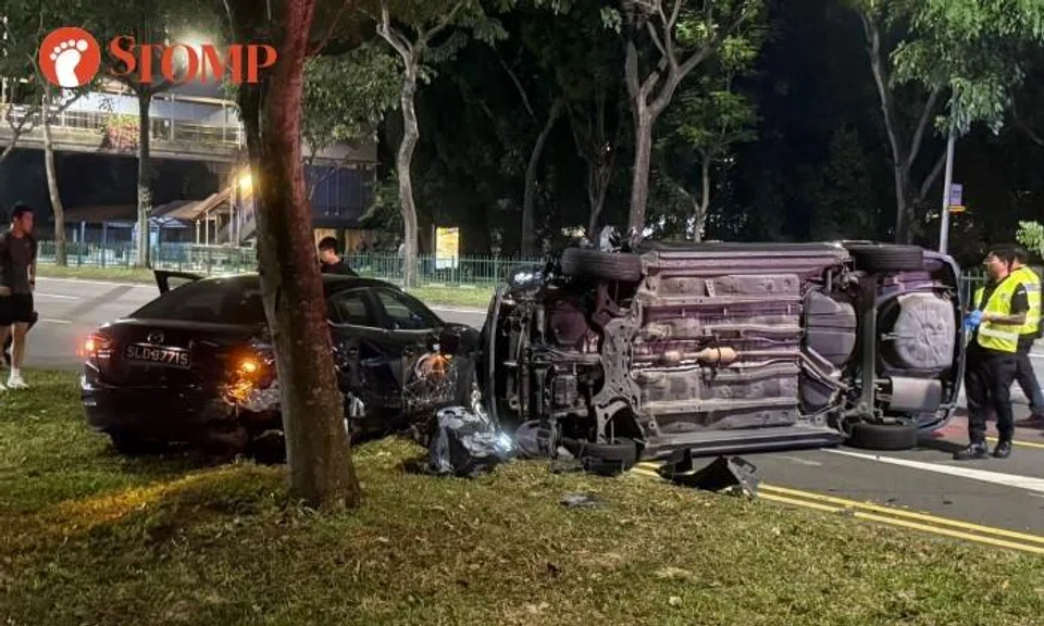Hougang accident leads to backpack of vapes, 2 drivers arrested for drug offences