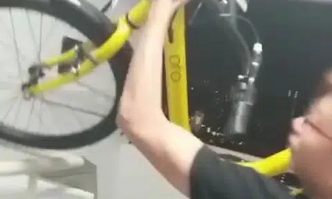 ofo bike thrown from 30th floor of Jln Tenteram block: 14-year-old arrested