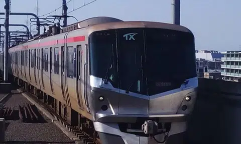 Tokyo train company issues official apology -- for being 20 seconds early