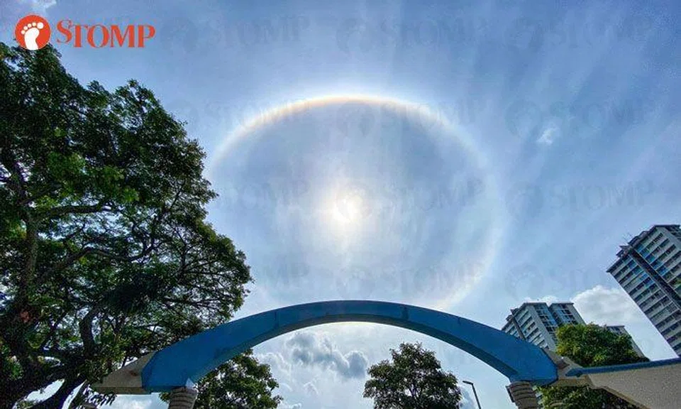 Stompers enjoy beautiful sun halo from all over Singapore