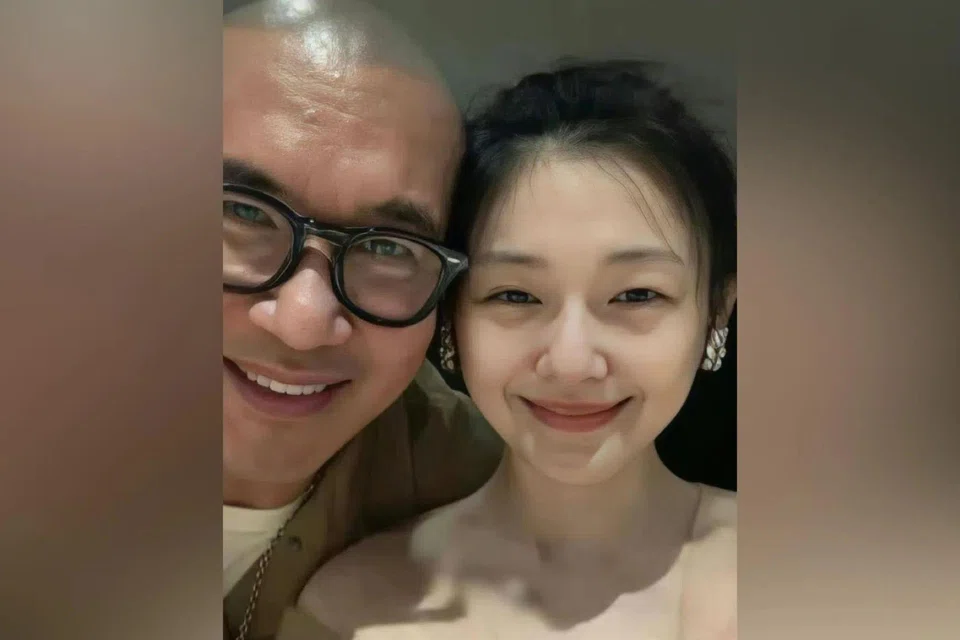 DJ Koo marked the anniversary on Feb 8 with the Korean words “Love you forever” in an Instagram post.