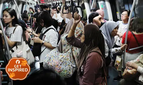 MRT commuter seeks kind souls after vomiting incident