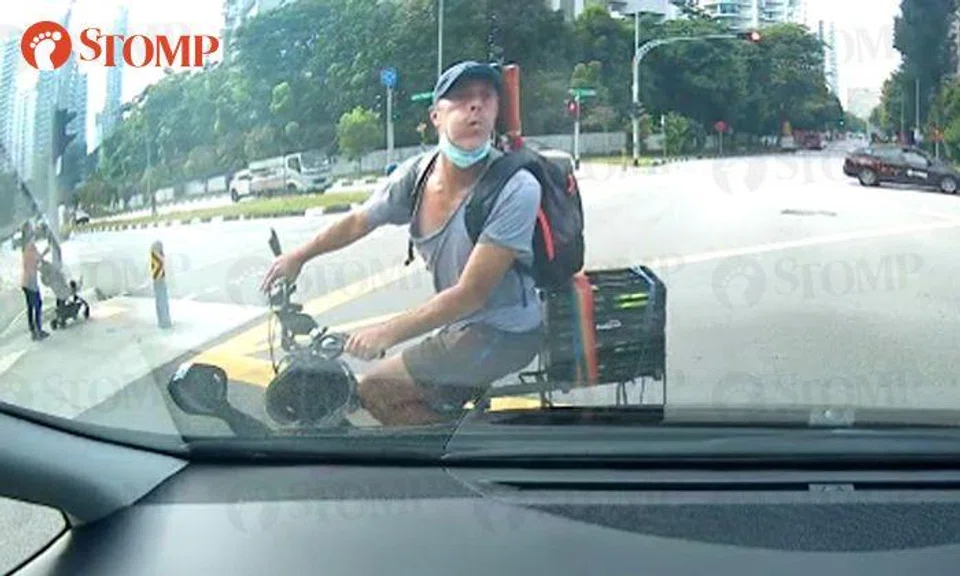 Cyclist spits on car at River Valley Road, police investigating