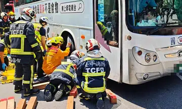 Singaporean woman dies after Taiwan bus accident