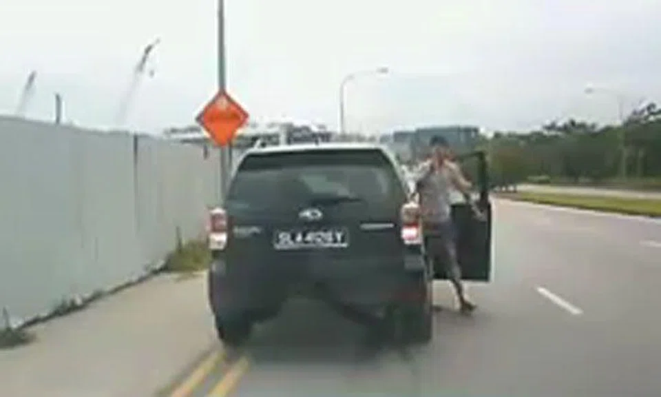 Drivers speed, change lanes abruptly for 7 mins in Yishun: One even reverses to block the other