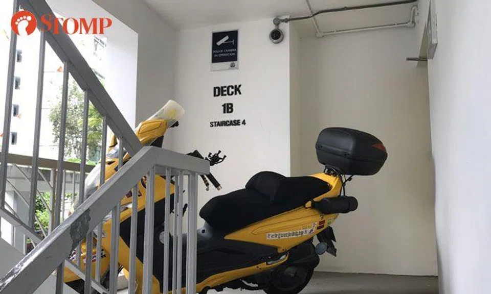 Didn't you see the CCTV camera before parking at staircase landing?