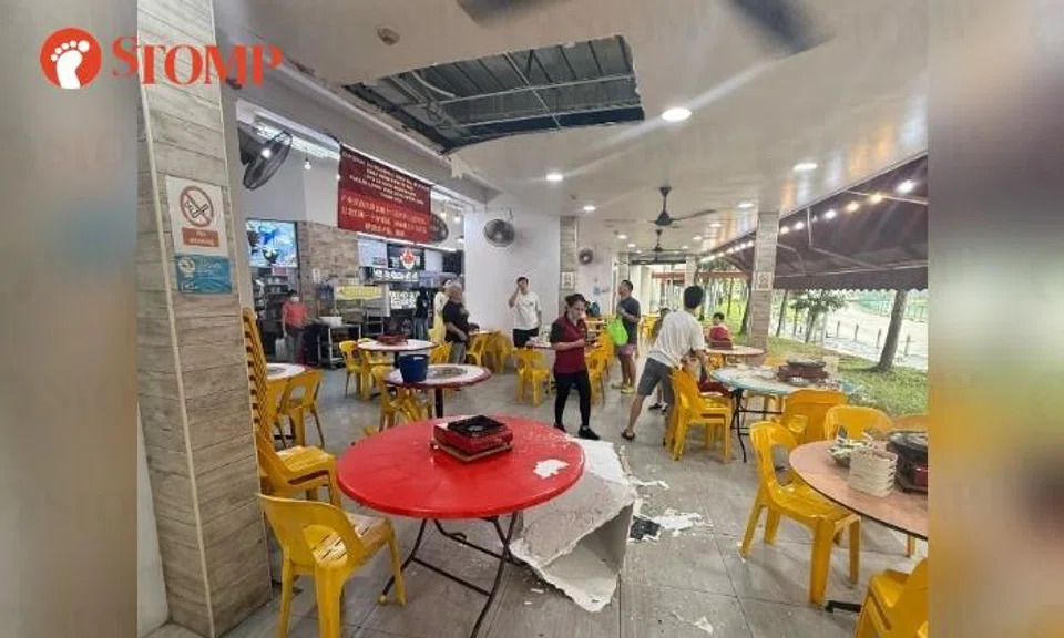 Part of false ceiling falls in CCK coffee shop, nearly hits Stomper enjoying mookata: 'Food wasted'