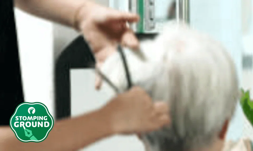 Elderly couple signs up for $1,000 package with hairstylist at Toa Payoh salon -- then she quits