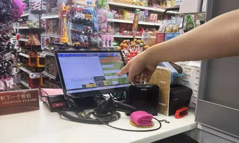 Jurong minimart manager thought business dwindling, realises worker pocketed $57k for gambling