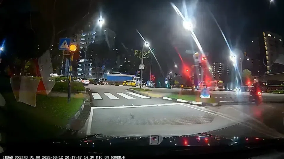 The accident occurred at the junction of Ang Mo Kio Avenue 8 and Bishan Road.