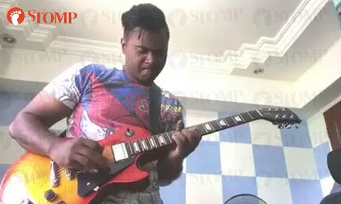 S'porean Indian man plays Cantonese song on his guitar -- and totally nails it