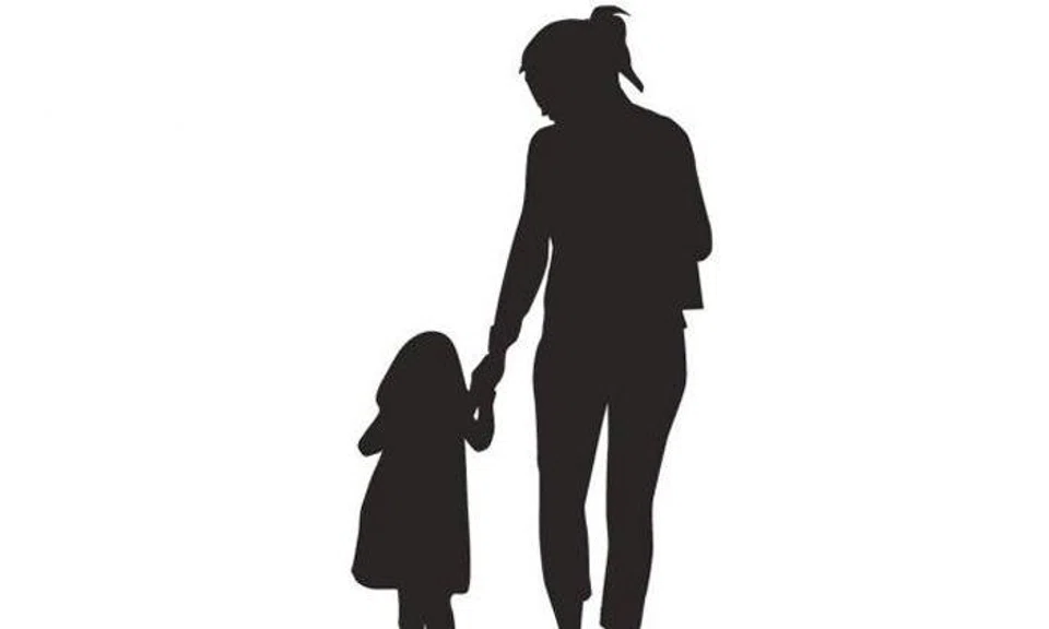 Shadow teachers help kids with special needs in class