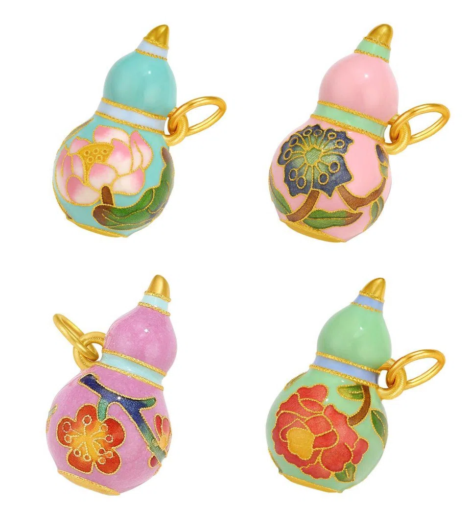 Goldheart’s Gu Fa Jin gourd pendant from its Petals of Time series.