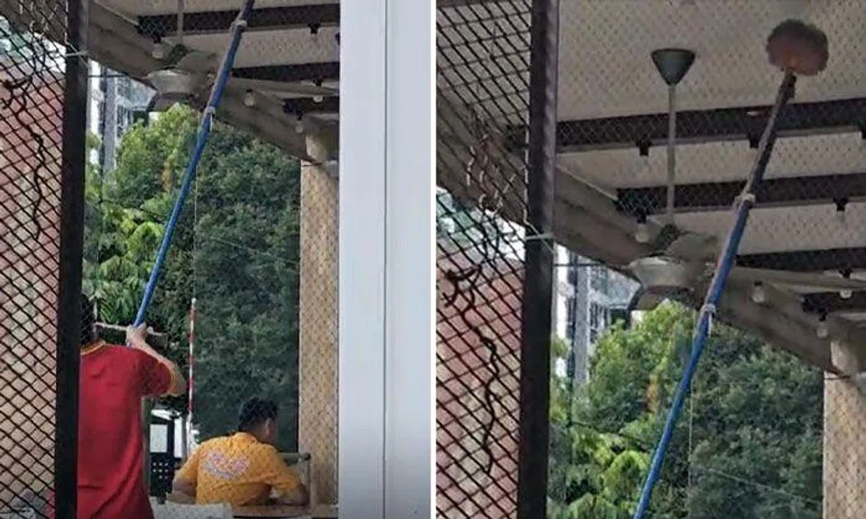 A diner was treated to a "snowfall" while dining at a Yishun coffee shop, but not the snow he wanted. PHOTOS: SHIN MIN DAILY NEWS