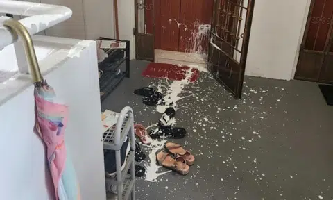 Man arrested for loanshark harassment after Keat Hong Link unit gets splashed with white paint