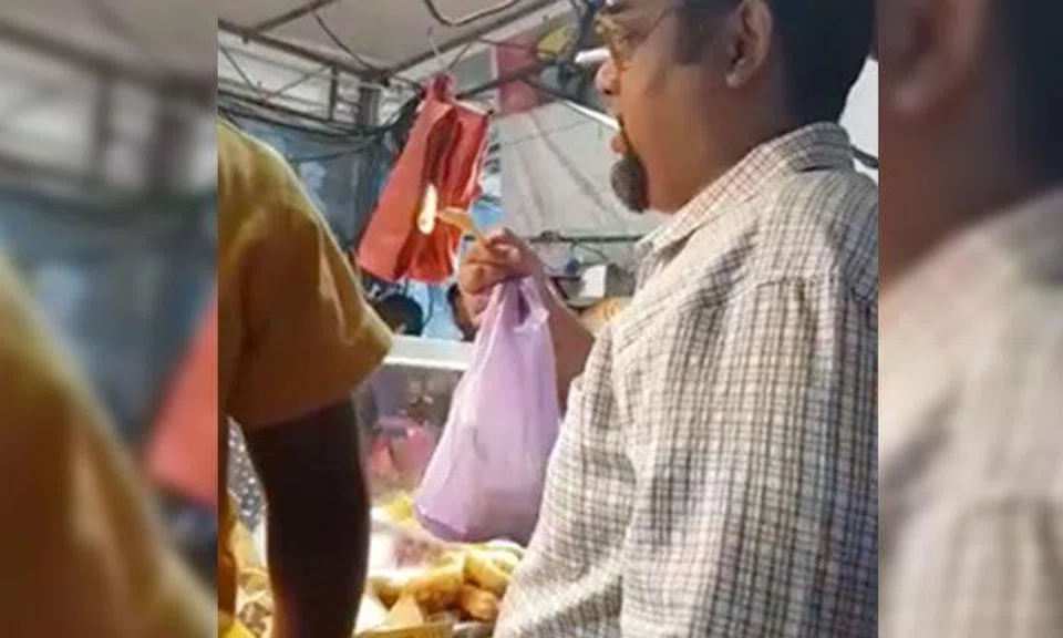 Geylang Bazaar stall owner accused of selling 'plastic' keropok: It's just $2 for 7, why would we put plastic in?