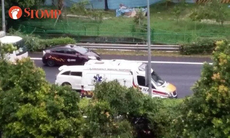 3 taken to hospital after accident involving car and 2 motorcycles on PIE