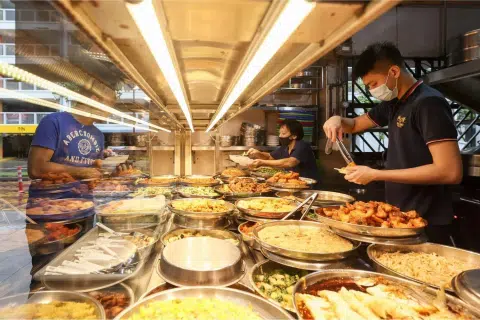 Same price, more food? How to stretch your dollar at the economic rice stall