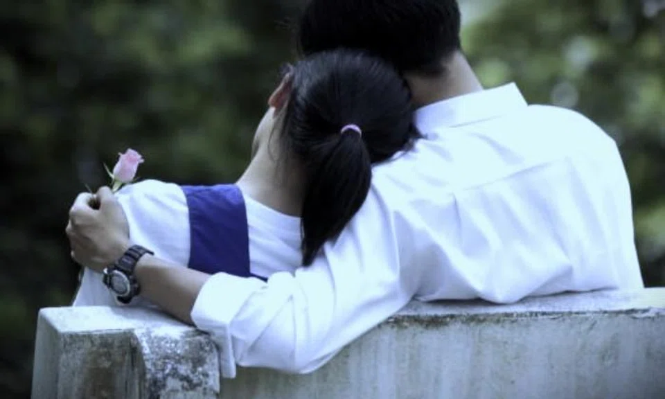 Teacher appeals against jail sentence for sexual abuse of 11-year-old girl, says relationship built on 'true love'