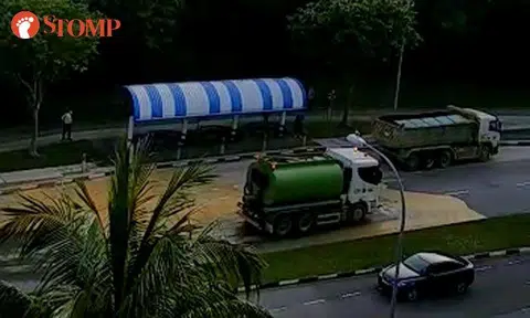 Mud spills from truck onto road at Pasir Ris Drive 3