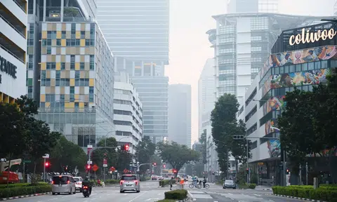 Singapore haze: Air quality returns to unhealthy levels
