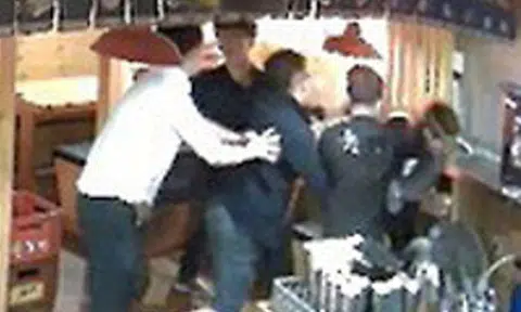 3 Chinese students allegedly beat up Jeju restaurant worker for refusing to serve them more alcohol