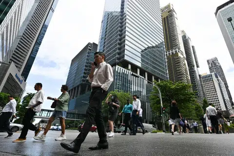 Singapore’s total employment grew by 2,300 between January and March, down from the seasonal increase of 7,700 from the previous quarter.