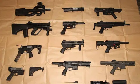 Man arrested for allegedly shooting victim with air-soft gun, ‘substantial cache of weapons’ found in his home
