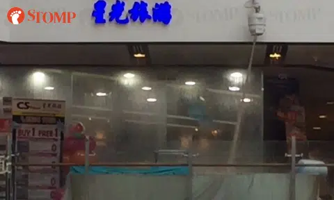 Buffet food sent flying across 3 levels at ChinaTown Point after jet spray malfunctions