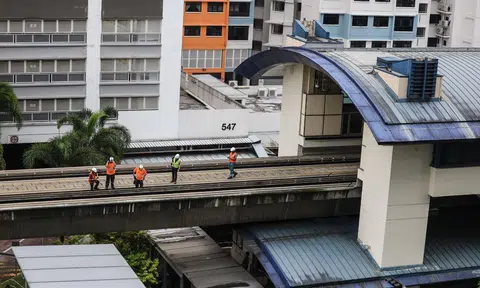 68-year-old man dies after falling in front of oncoming train at segar LRT station