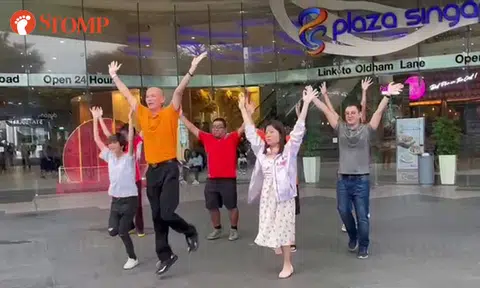 Uncle Raymond continues to spread joy of dancing, this time at Plaza Singapura