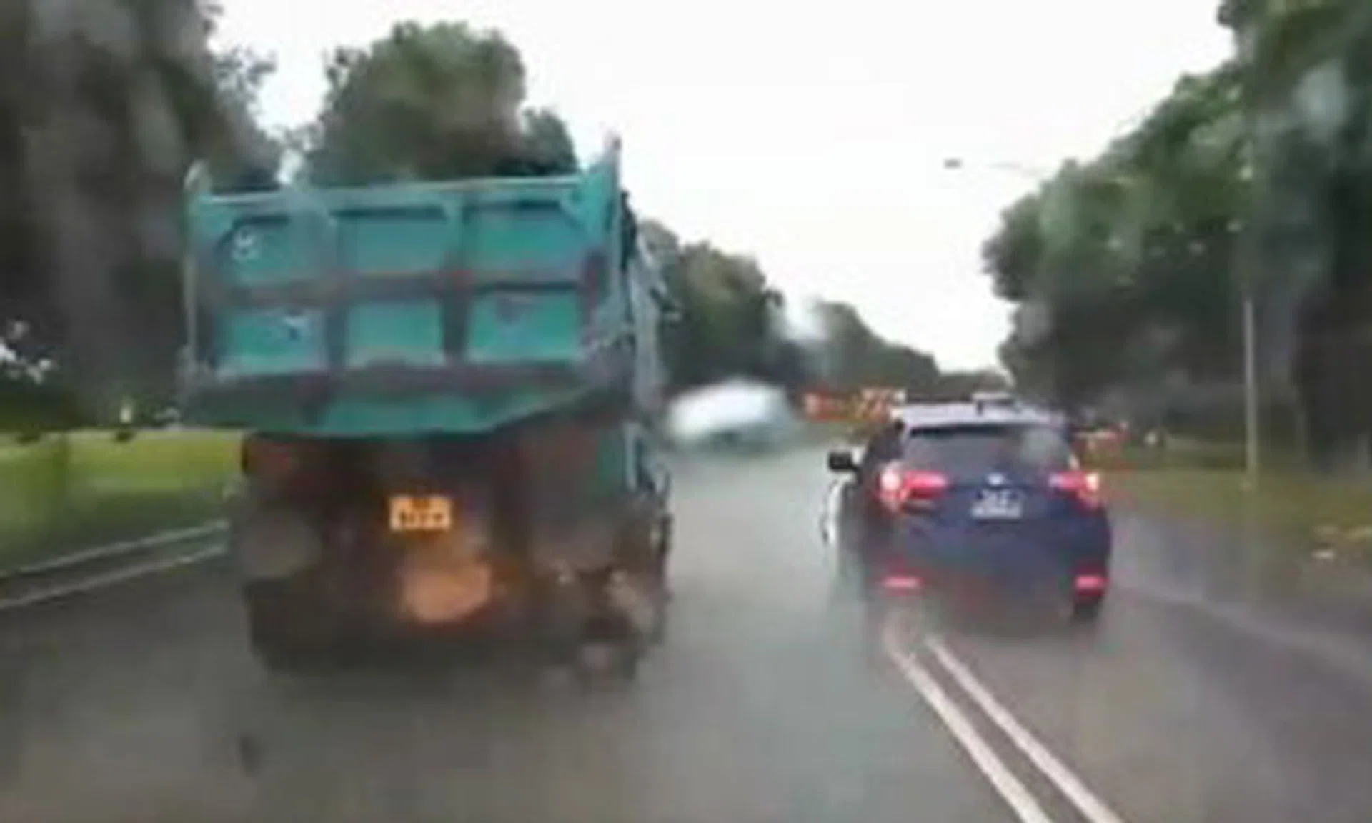 This driver would rather risk crashing by going against traffic than to ...