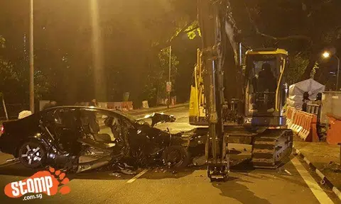 Driver dies after car rams into excavator at Upper Jurong Rd