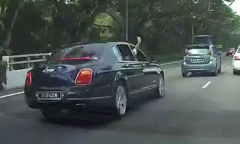 Bentley driver chases Perodua motorist along ECP, gestures frantically at him to pull over