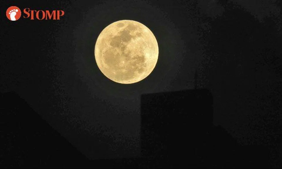 2017's first and only supermoon lights up skies