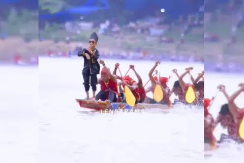 Dika's fame has led him to being named as a tourism ambassador for Riau.