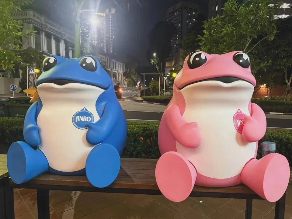 The frog statue was estimated to be worth around S$500.
