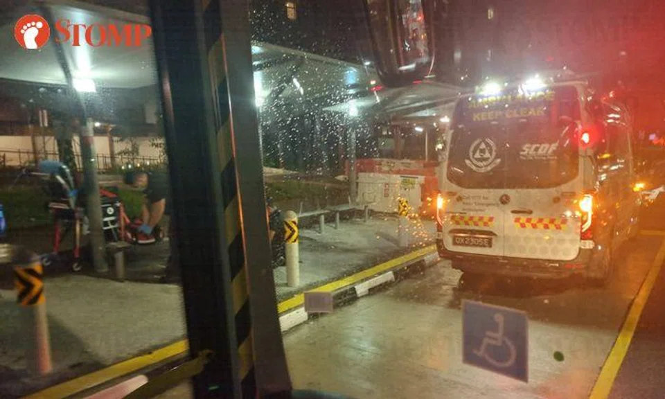 Elderly man suffers minor injuries after falling from bench at Marsiling bus stop