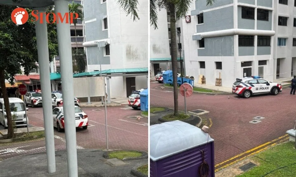Police at Block 17A Telok Blangah Crescent