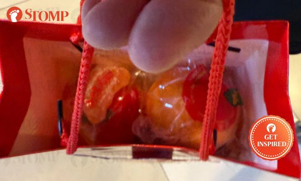 Passenger gets sweet 'birthday gift' from Grab driver, so she pays him back in kind