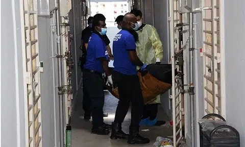Woman, 69, found dead in Aljunied flat after neighbour complains of 5-day stench