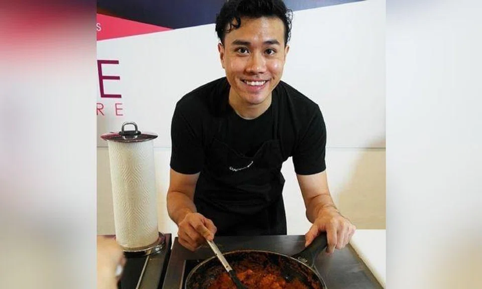 Mr Seth Lui, who operates a popular blog site featuring food reviews, has rebutted allegations that the portal does not make clear that it accepts payment for restaurant reviews.