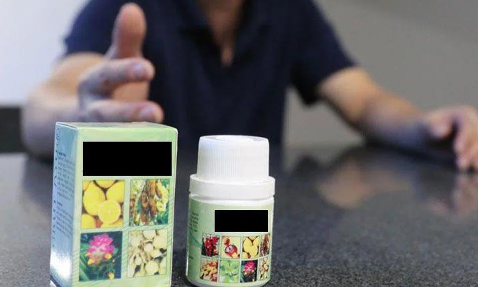 Dad blames slimming pills for daughter's personality change: She said she was harassed by 'unclean things'