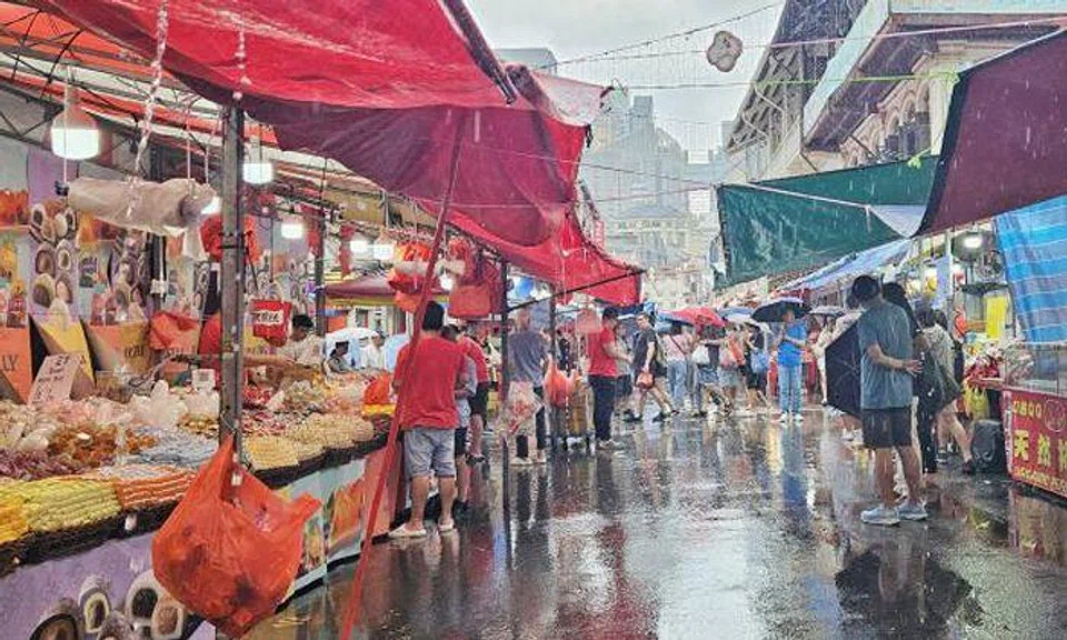 $100 worth of Mao Shan Wang stolen from durian seller at Chinatown CNY bazaar