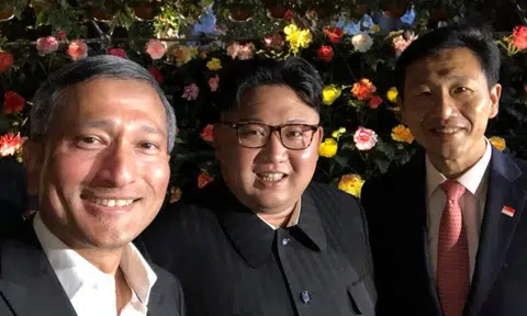 Kim Jong-Un lets his hair down for selfie with Singapore ministers at Gardens by the Bay